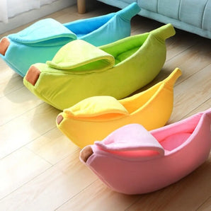 Cat Bed Banana Shaped Cute Cozy House Pet Warm Soft Nest Funny Sleeping Cushion Pet Portable Basket Dog Kitten Supplies