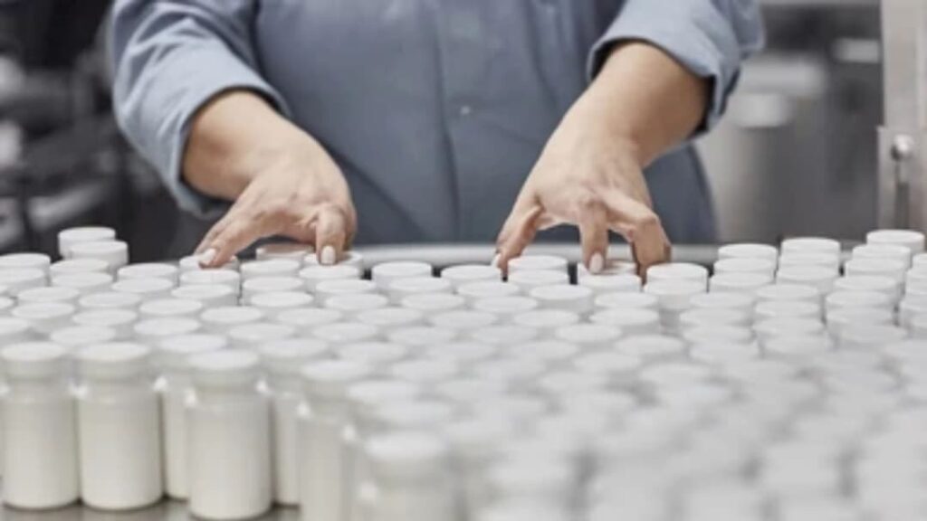 How a Wellness Brand Can Launch a New Product Line 1 Private label manufacturing benefits